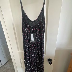 prettylittlething black and floral small dress